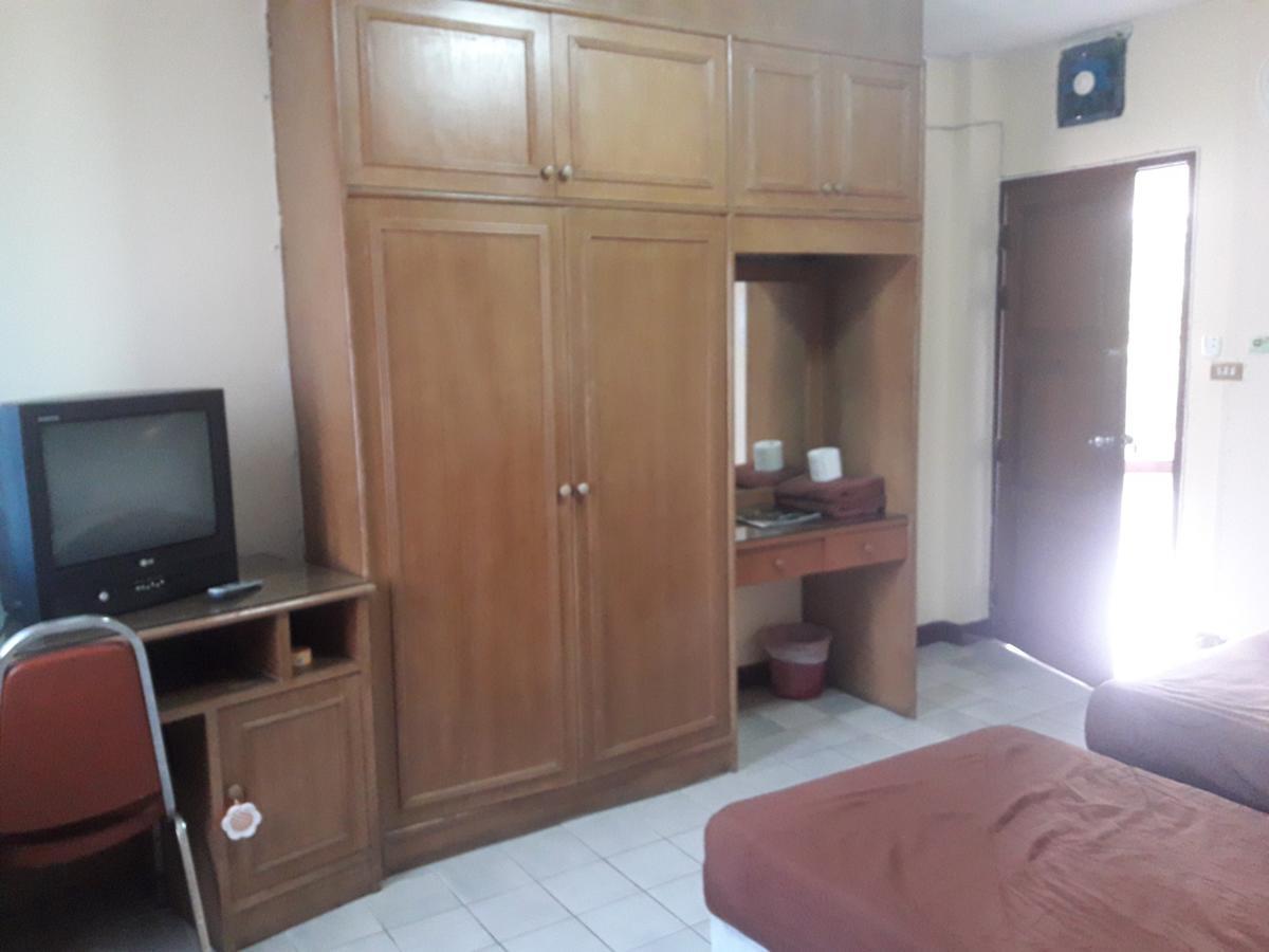 צ'יאנג מאי Inter Inn Hotel מראה חיצוני תמונה