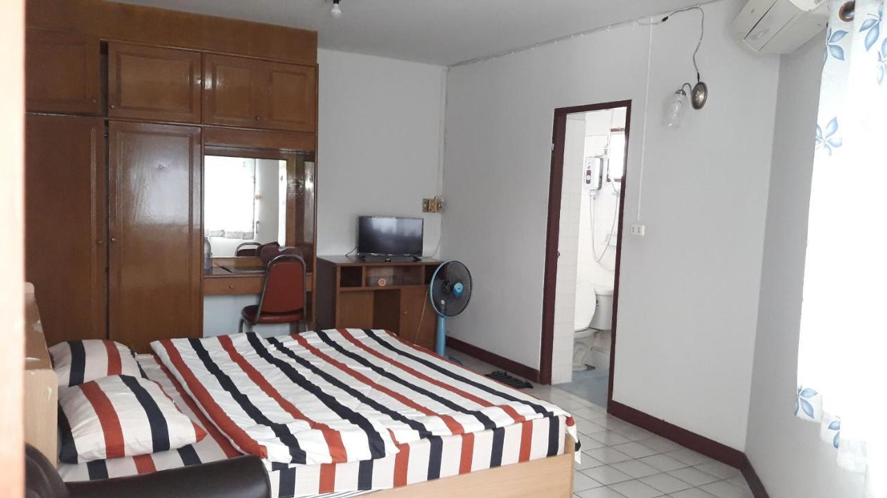 צ'יאנג מאי Inter Inn Hotel מראה חיצוני תמונה